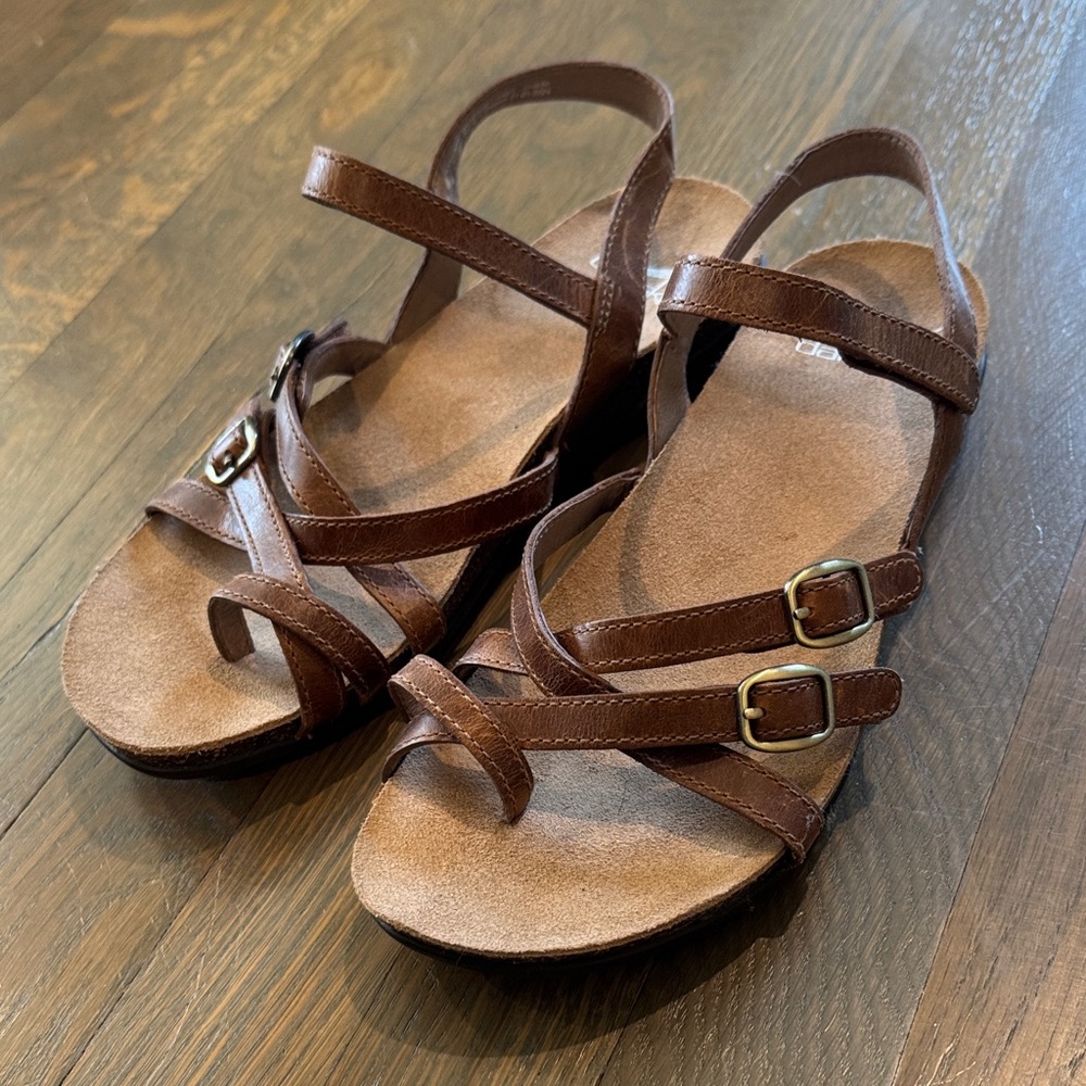 Dansko Roslyn sandals